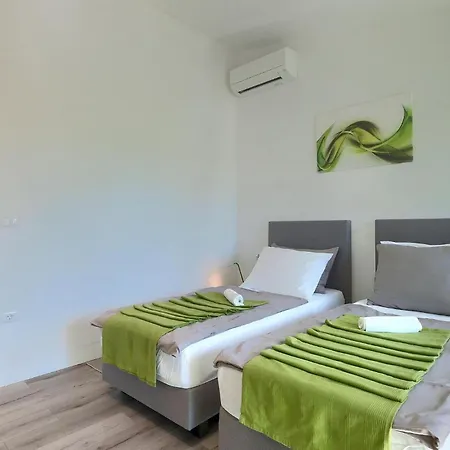 Holiday home Linea Pula