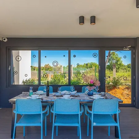 Linea Holiday home *