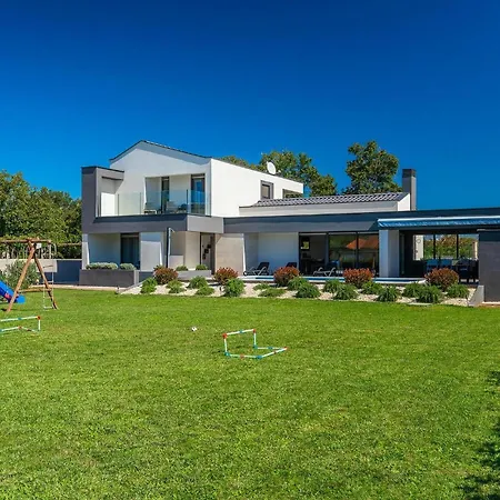 Holiday home Linea Pula